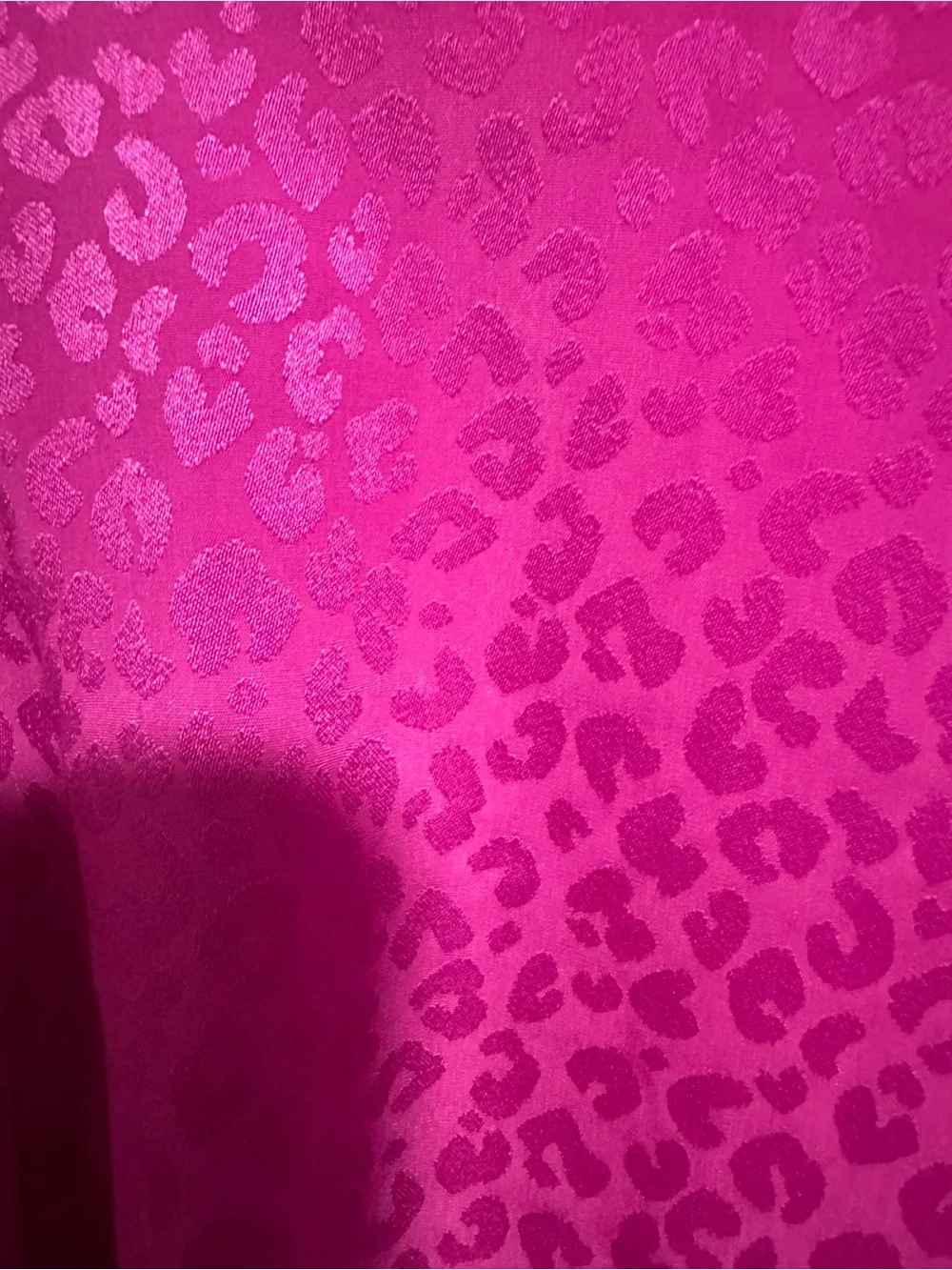 EUC- Lilly Pulitzer- Elsa Top, Bright Pink Animal Print Blouse. Size M